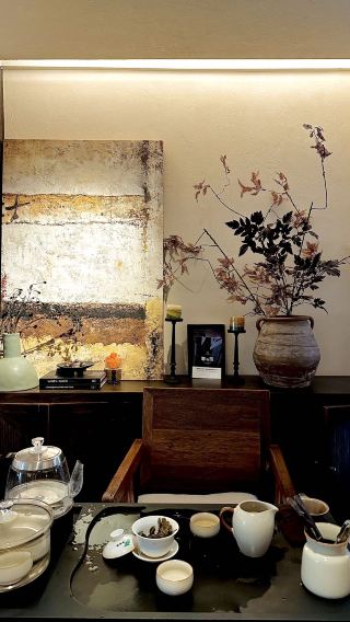 I've discovered a niche, wild-luxury homestay in Lijiang