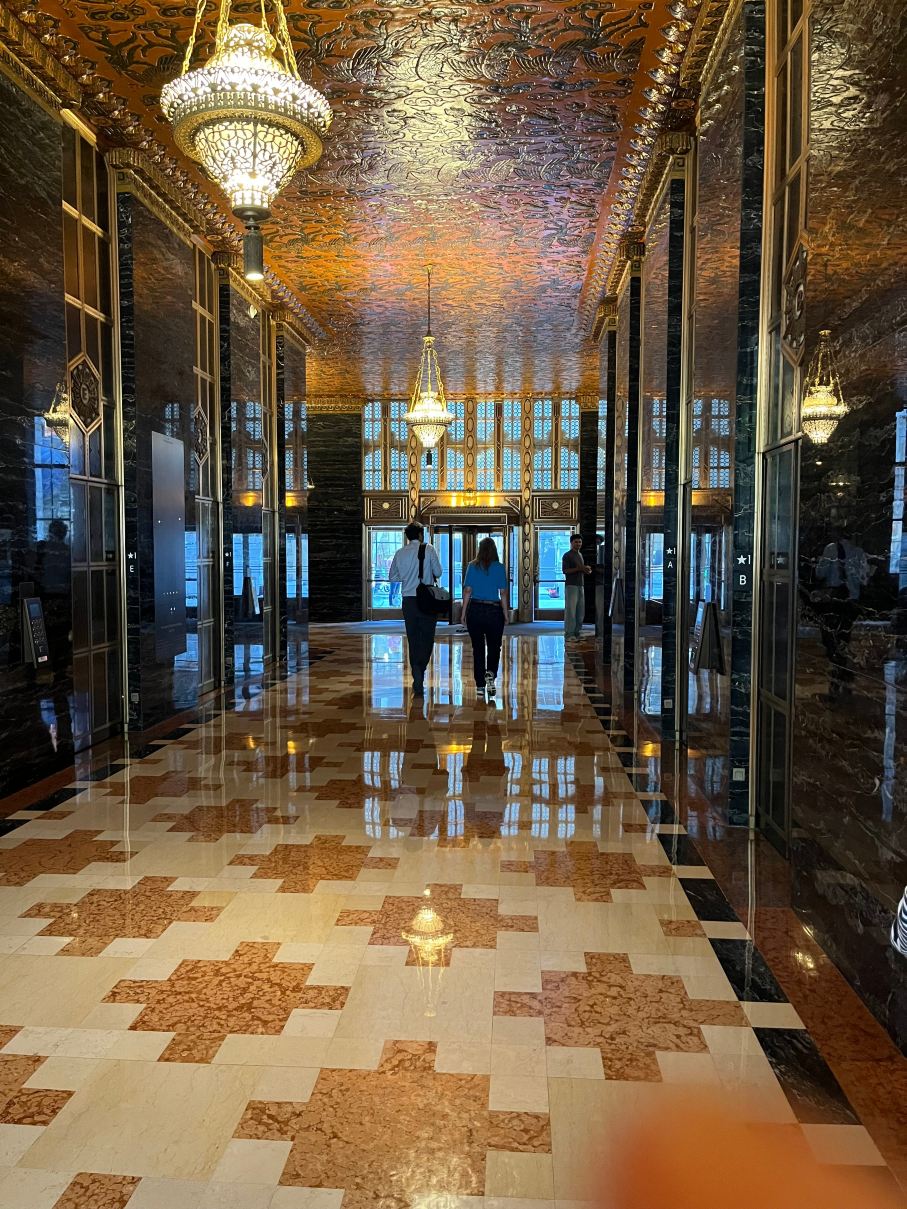 Engaging and Informative Art Deco Tour