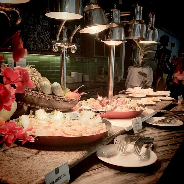 SAVOY CAFE: REMARKABLE BREAKFAST BUFFET