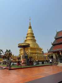 วัดพระธาตุหริภุญชัยวรมหาวิหาร 🙏🏻🙏🏻🙏🏻