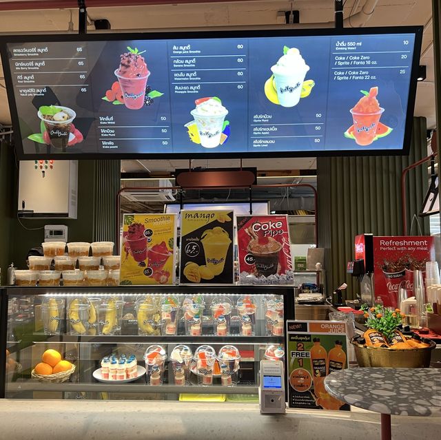 The Pavement Food Hall By หมึกแดง