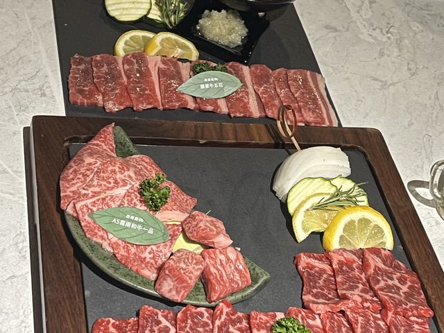 森森燒肉 肉品都好好吃 自助吧好奢 每種飲料都想來一點