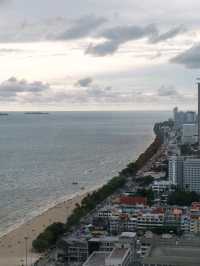 นอนโรงแรมติดหาดวิวทะเล กินซีฟู้ดรสเด็ด ที่พัทยา