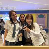 แต่งชุดนักเรียนย้อนวัยที่ Lotte world 🇰🇷