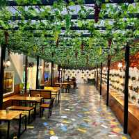 Cozy Hooga Cafe at Kundasang Farm Ville