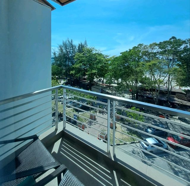CENANG PLAZA HOTEL : BY THE BEACH HOTEL