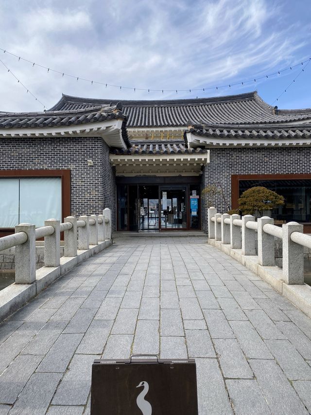 경주의 고즈넉함을 담은 보문호 한옥카페 경주의 고즈넉함을 담은 보문호 한옥카페
