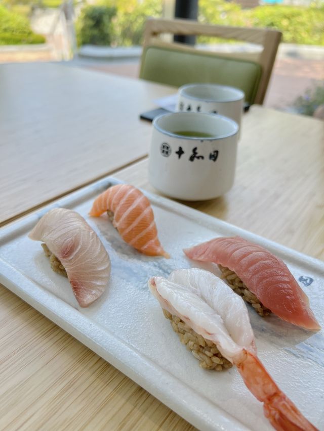 科學園靚園景壽司店