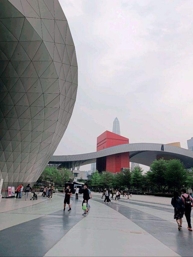 深圳當代藝術與都市計劃展覽館(免費入場)