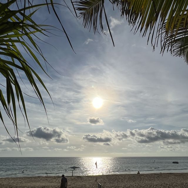 หาดกะรน จ.ภูเก็ต