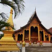 วัดแสนสุขาราม หลวงพระบาง