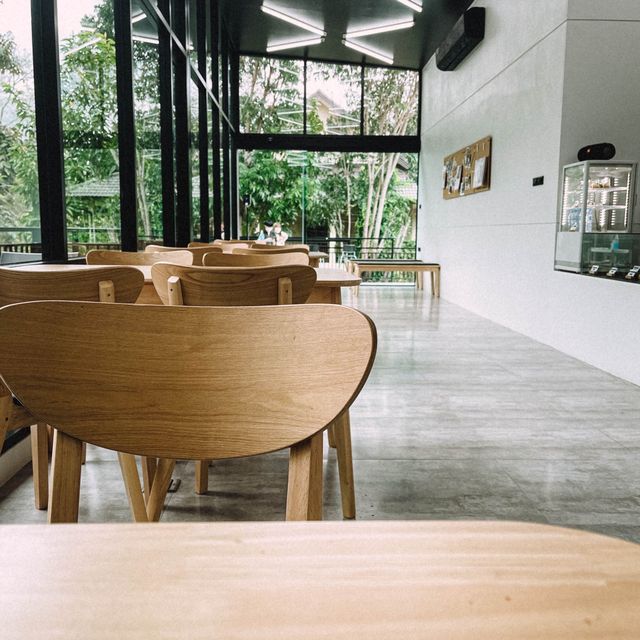 HOL CAFE อ่านยังไงกันนะ ☕️