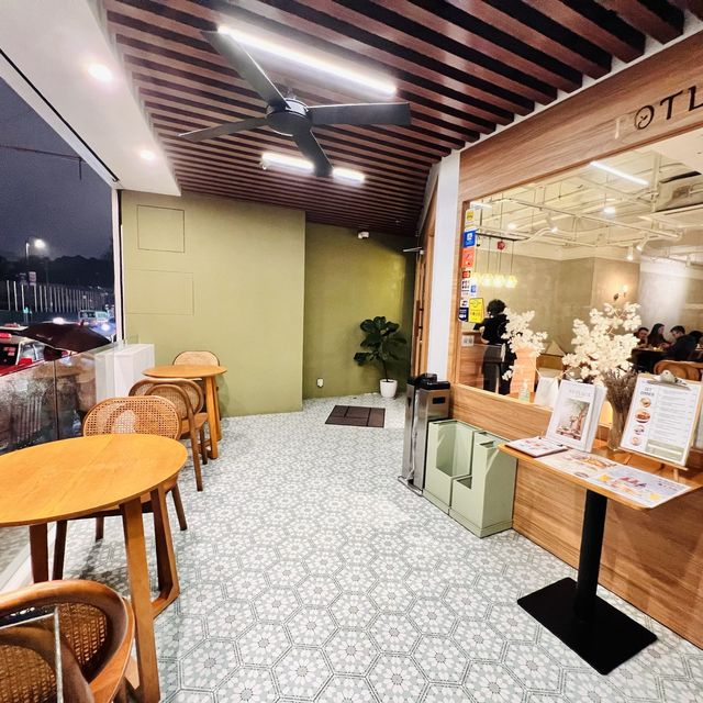 木系餐廳