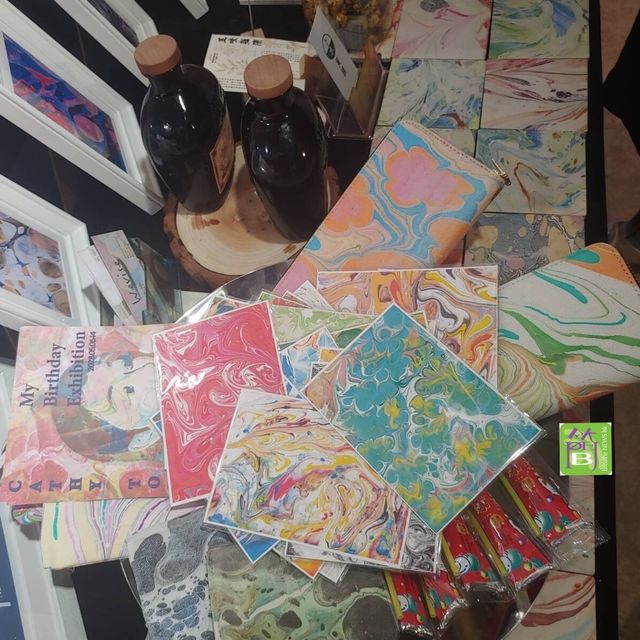 26歲香港女藝術家土耳其浮水畫展