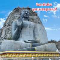 วัดเขาทำเทียม พระพุทธรูปแกะสลัก ใหญ่ที่สุดในโลก