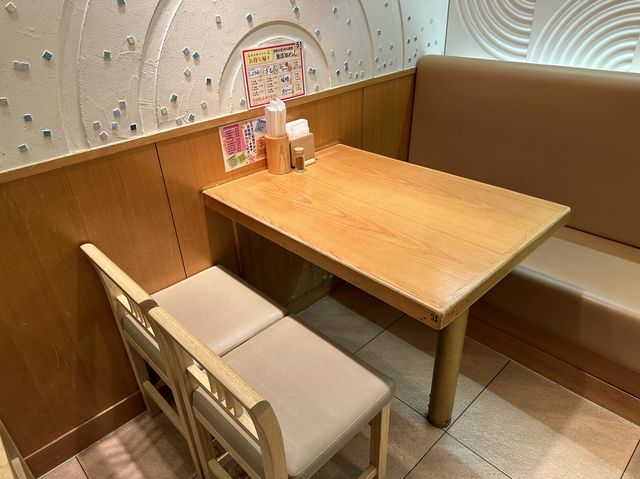 愛知・名古屋。名古屋コンコース。時間は無くても名物を味わいたい人にオススメ『驛釜きしめん』