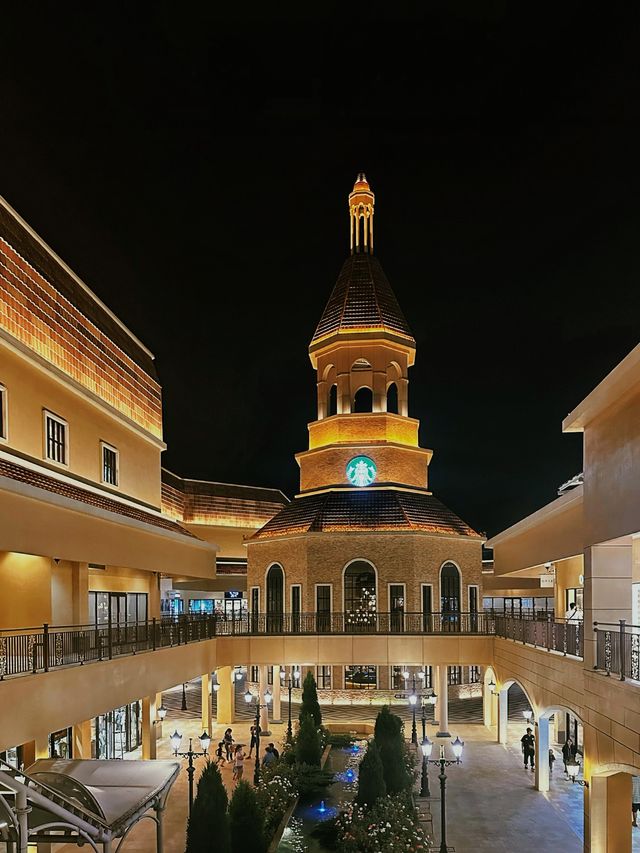 《台中》歐式風格購物中心 全台最大摩天輪-麗寶OUTLET MALL