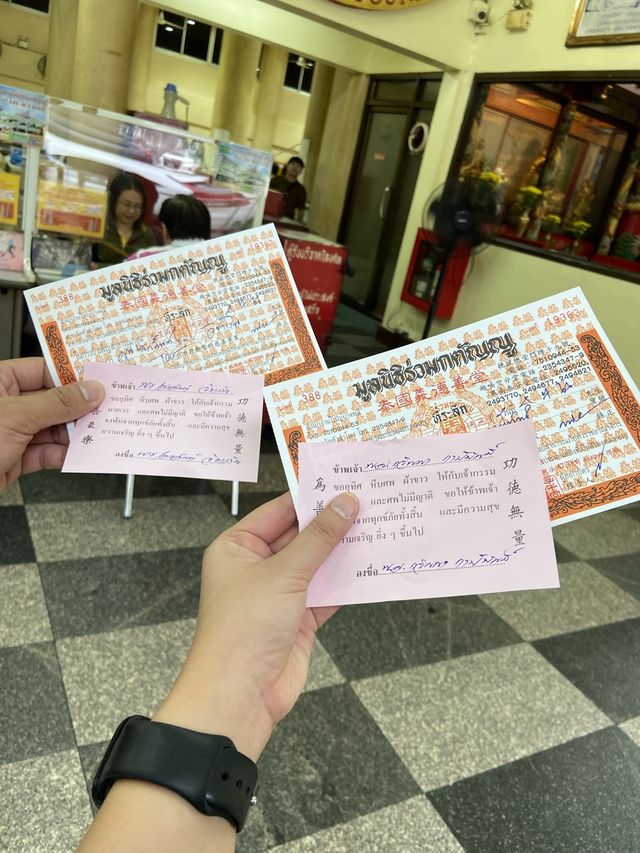 มองหาที่เที่ยวอาหารอร่อยต้องอย่าพลาดเยาวราช