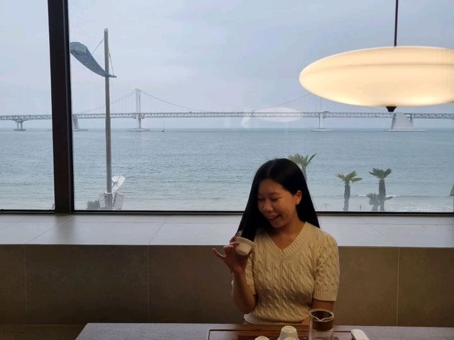 인생샷이 수없이 나오는 부산 광안리 해수욕장 '고즈넋 머무르다' 감성숙소