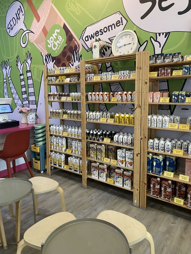 New kiosk: Jom Cha by Farm Fresh! 