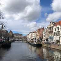 荷蘭🇳🇱萊頓市區大學城🚶🏻‍♀️🚶🏿🚶🏻‍♂️走馬看花看風景