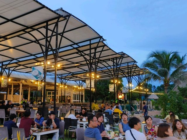 泰國華欣-浪漫海邊餐廳|Chomview seafood|