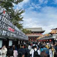 永遠人來人往熱鬧的淺草寺
