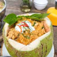 The Glass House ร้านอาหารติดทะเลหาดนาจอมเทียน