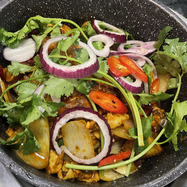 🌸惹味雞煲及火鍋放題🌸麻甩爐🍲
