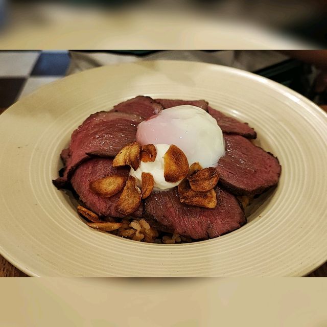 尖沙咀慢煮熟成牛主題餐廳😋