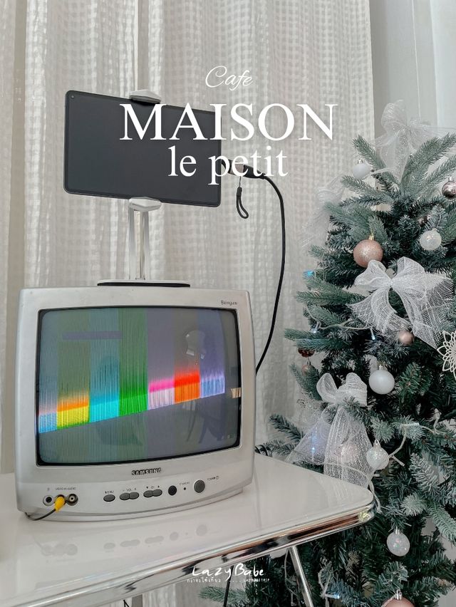 คาเฟ่ลับ เค้กอร่อย สไตล์ Modern French-Korean