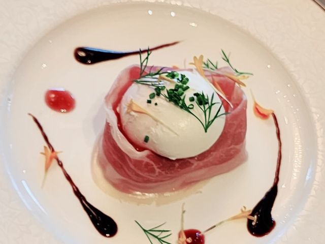 Luxurious Breakfast at the Summit Room