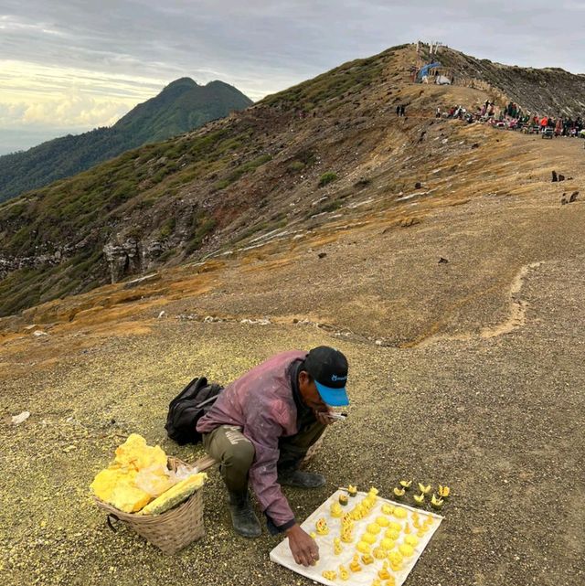 Hiking The Ijen