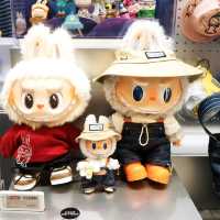 พามาเล่น Art Toy