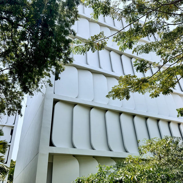 โรงแรมติดหาด The Standard Huahin