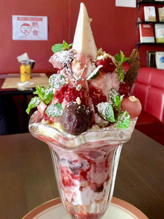 레트로한 분위기와 😋 오무라이스와 디저트가 맛있는 삿포로 카페투어