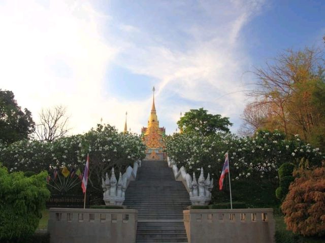 เที่ยววัดทางสาย สายมูห้ามพลาด