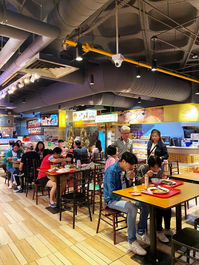 Lot 10 Hutong Food Court 🔟💯