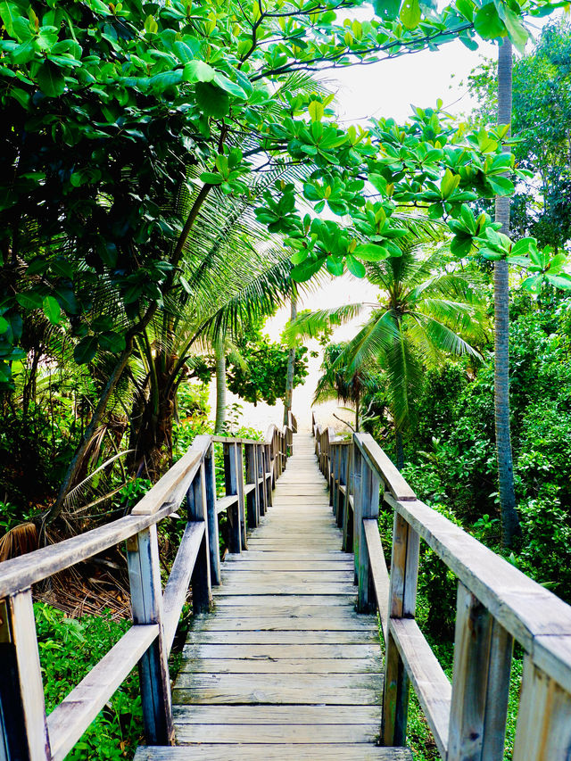 A Hidden Beach In Phuket🔥🏝️🇹🇭