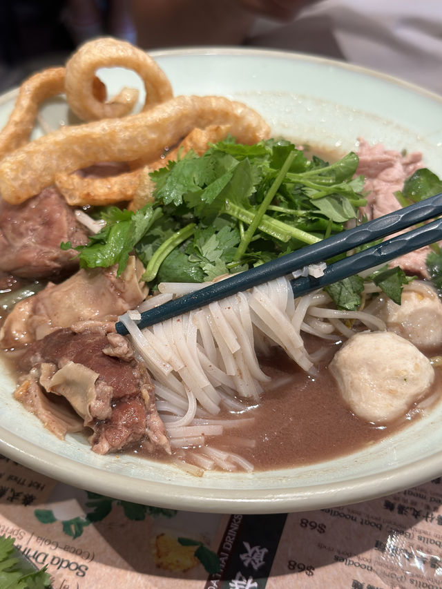 地道泰式船麵 