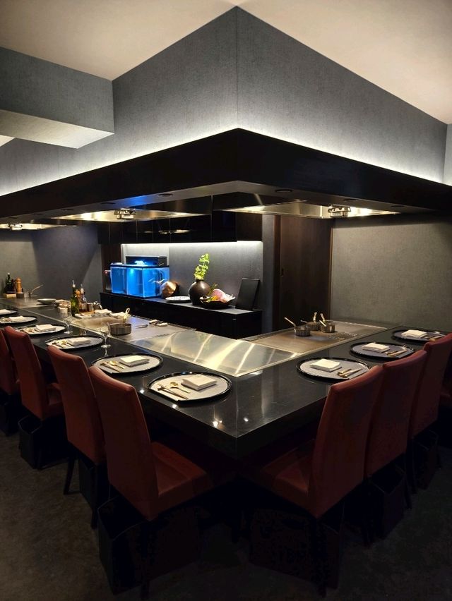 銀座にオープンした鉄板焼屋さん