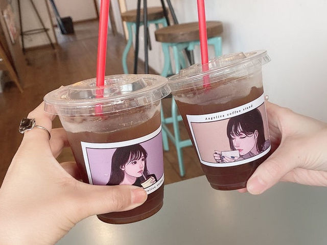 【福岡カフェ】福岡出身のイラストレーターさんとのコラボドリンク