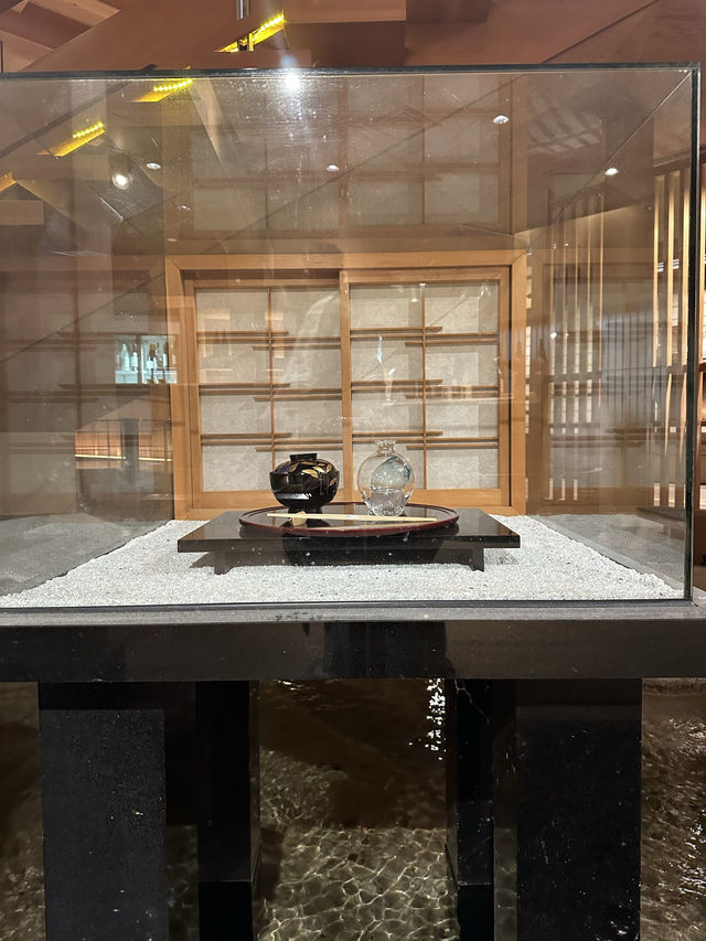 〜福島県〜和風アート空間！鬼滅の無限城？話題の旅館