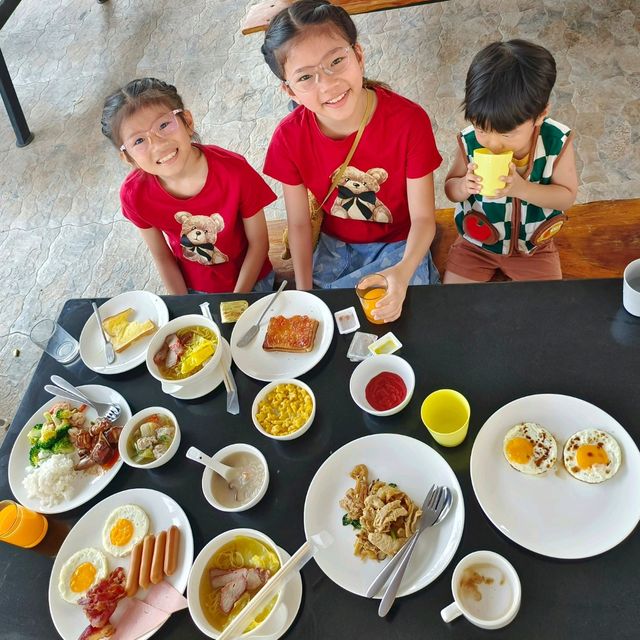 Together Resortทโรงแรมพร้อมสวนน้ำเล่นกันฉ่ำ