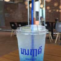 Nom Ruedee Cafe