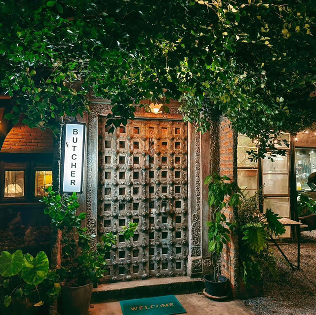 Robber Den ร้านเสต็กลับๆ ฉบับรังโจร