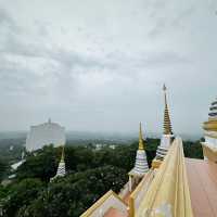 วัดถ้ำเขาปรางค์ | ลพบุรี