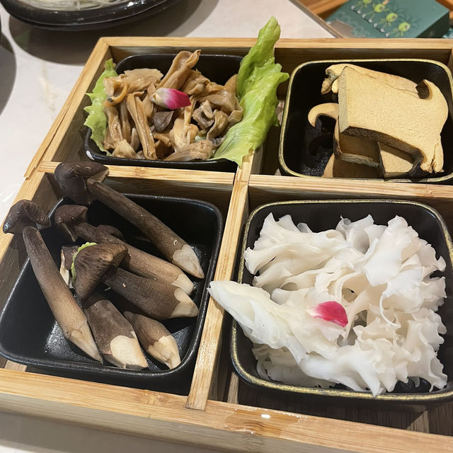 原汁原味椰子鍋