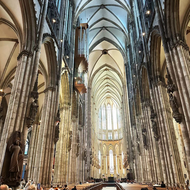 國王學院禮拜堂：壯麗與歷史 ⛪✨