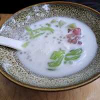 【Little Bowl:ハノイ，ベトナム】ベトナム名物の『チェー』を食べよう♪